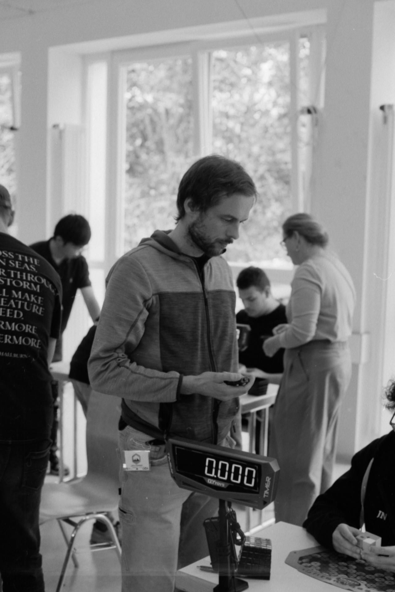 Thumbnail /2024 Comps/Crazy Cubing Cologne 2024/BWXX_p30_31.jpg