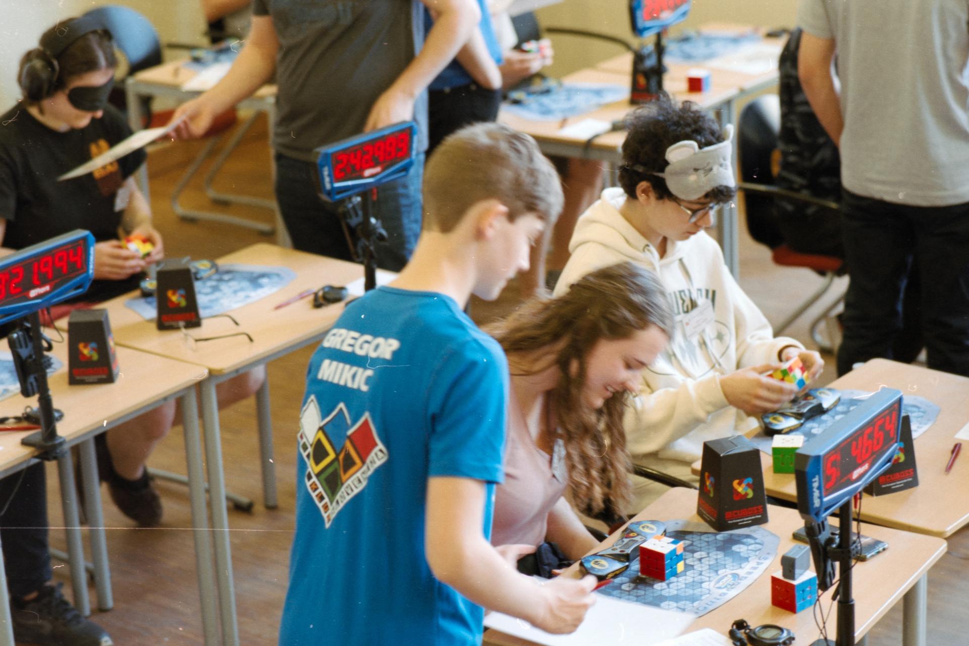 Thumbnail /2024 Comps/Leipzig 2024/Roundie_mix_13-positive.jpg