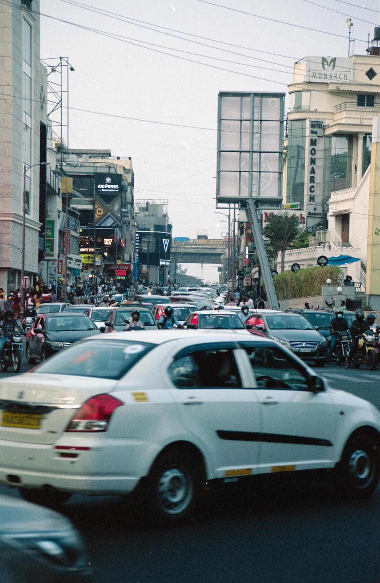 Thumbnail /2022 India/Verkerhr.jpg