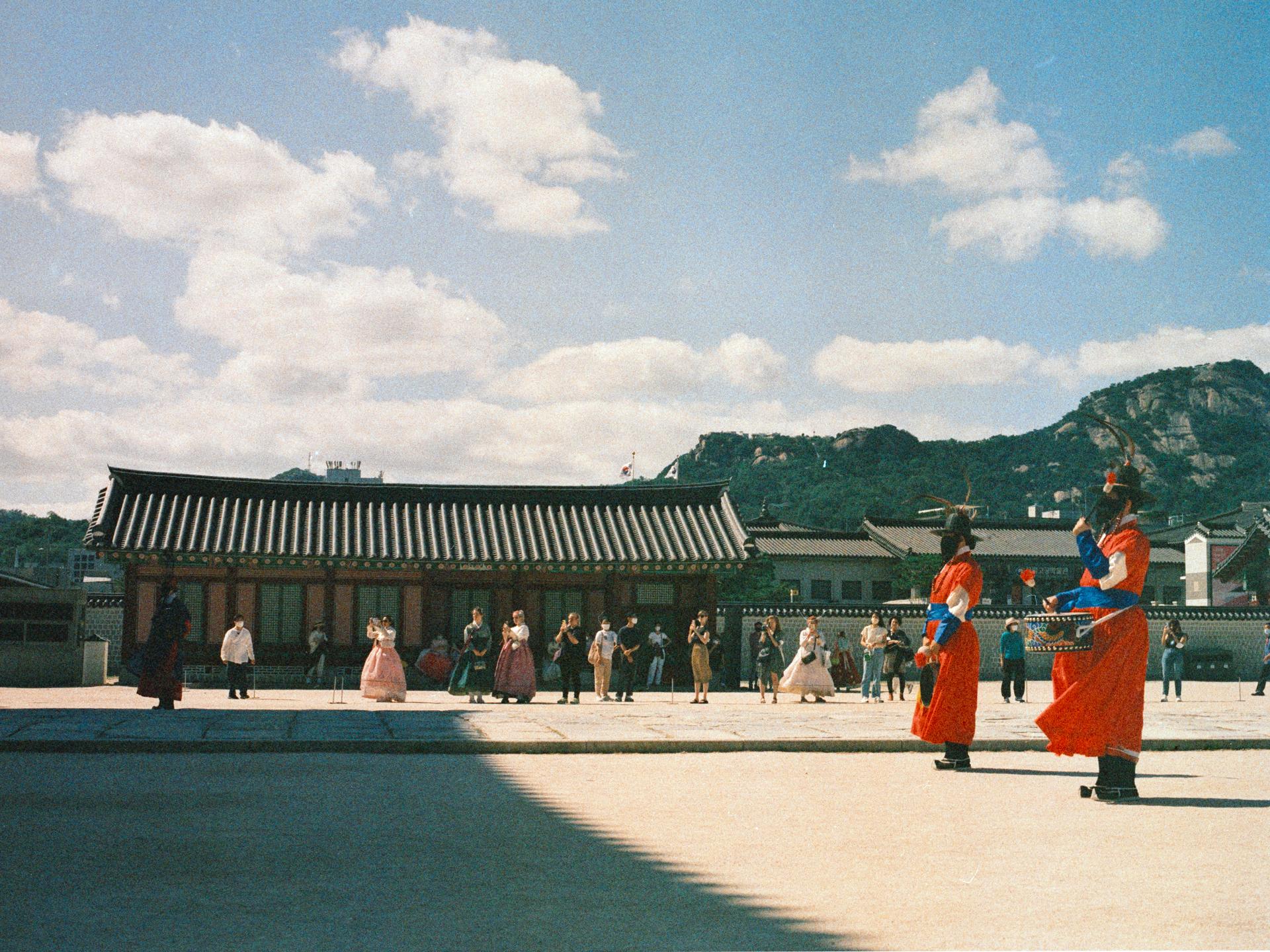 Thumbnail /2022 Korea/_Seoul/_palace_samurai_3.jpg