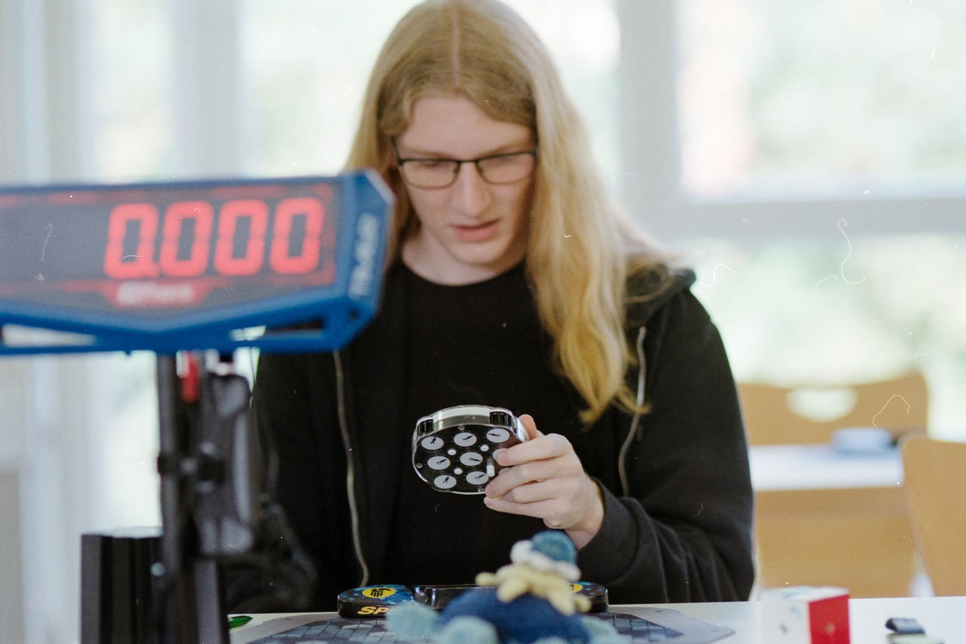 Thumbnail /2024 Comps/Crazy Cubing Cologne 2024/gold_nats_27.jpg