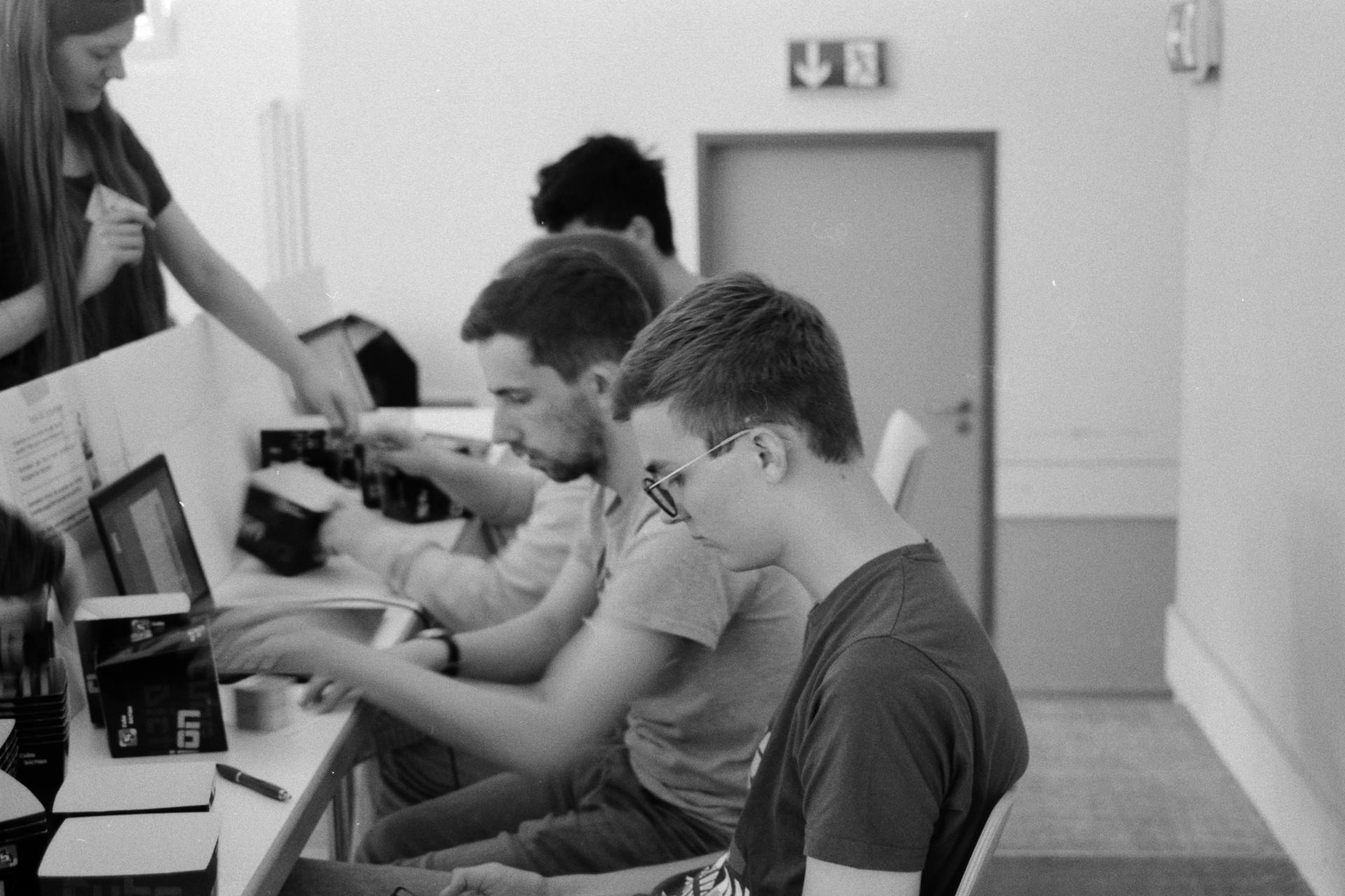 Thumbnail /2024 Comps/Koelner Kubing 2024/p30_kentmere400_köln_1.jpg